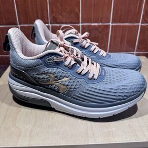 NEW! Retail $150 G-Defy HybridEx Women's Size 8.5 Sneakers Gray Peach Comfort